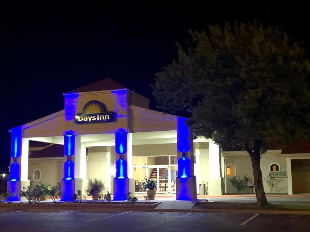Days Inn By Wyndham Eastland Zewnętrze zdjęcie